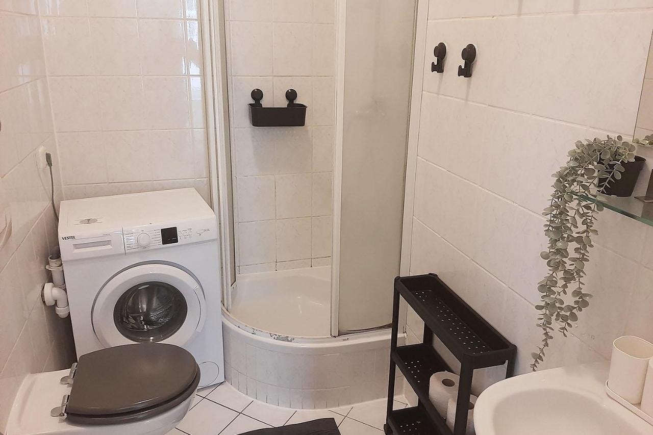 Gemuetliches Apartment Nahe Der Elbe Magdeburg Bagian luar foto